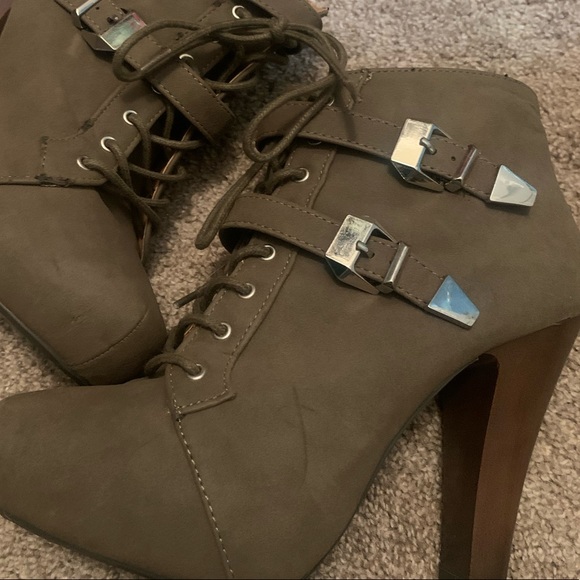 Charlotte Russe Shoes - Brown High-Heal Charlotte Russe Boots